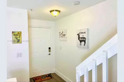 821 SW 2nd St #6, Miami, FL 33130 - Photo 3