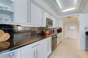 [Address not provided], Miami, FL 33131 - Photo 19