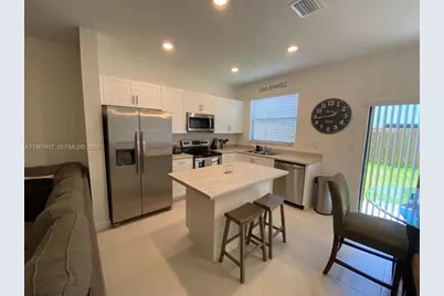 28704 SW 133rd Ct, Homestead, FL 33033 - Photo 3