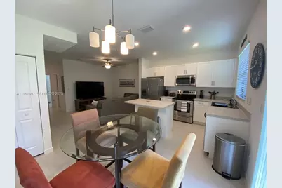 28704 SW 133rd Ct, Homestead, FL 33033 - Photo 5