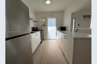 1385 NE 105th St #1, Miami Shores, FL 33138 - Photo 5