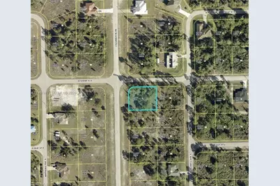 1015 Columbus Blvd S, Lehigh Acres, FL 33974 - Photo 1