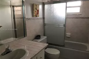 4806 NW 36th St, Lauderdale Lakes, FL 33319 - Photo 9