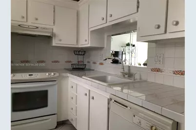 4806 NW 36th St #607, Lauderdale Lakes, FL 33319 - Photo 3