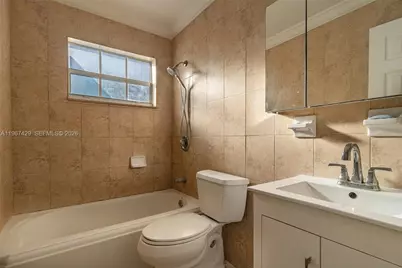 1518 NW 65th St, Miami, FL 33147 - Photo 15