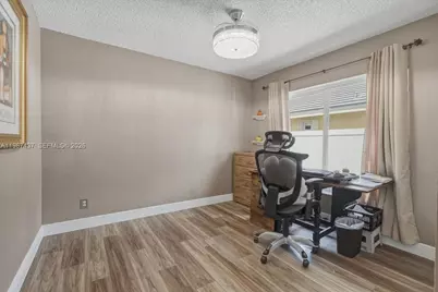 12640 SW 7th Pl, Davie, FL 33325 - Photo 31