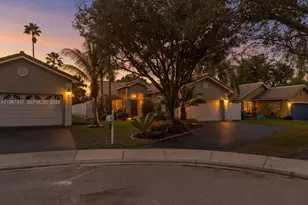 12640 SW 7th Pl, Davie, FL 33325 - Photo 43