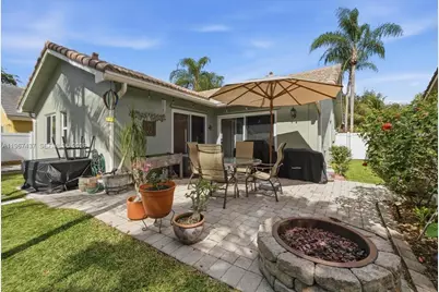 12640 SW 7th Pl, Davie, FL 33325 - Photo 35