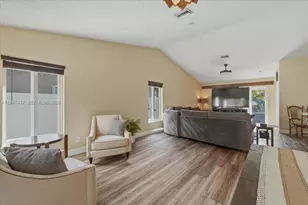 12640 SW 7th Pl, Davie, FL 33325 - Photo 17