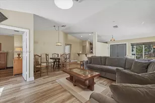 12640 SW 7th Pl, Davie, FL 33325 - Photo 21