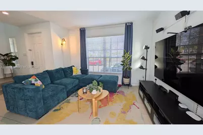 17038 SW 95th Ter, Miami, FL 33196 - Photo 5