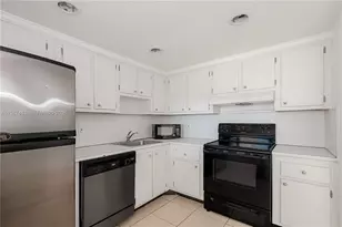 1200 NE Miami Gardens Dr, Miami, FL 33179 - Photo 9