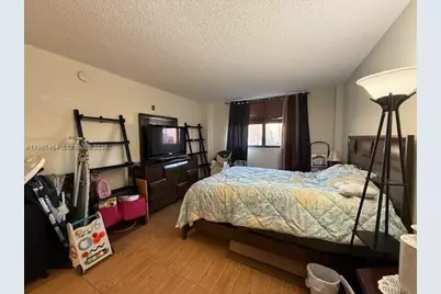 290 174th St #811, Sunny Isles Beach, FL 33160 - Photo 19