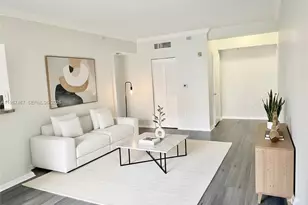 100 SW 117th Terrace, Pembroke Pines, FL 33025 - Photo 1