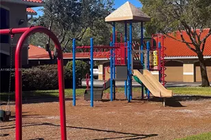 100 SW 117th Terrace, Pembroke Pines, FL 33025 - Photo 39