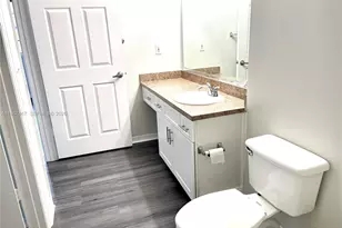 100 SW 117th Terrace, Pembroke Pines, FL 33025 - Photo 21