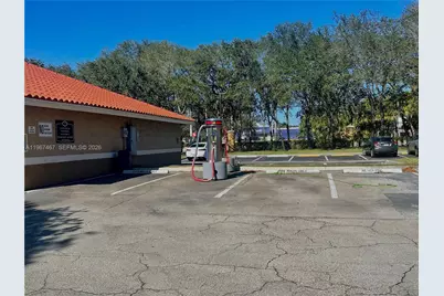 100 SW 117th Ter #2101, Pembroke Pines, FL 33025 - Photo 41