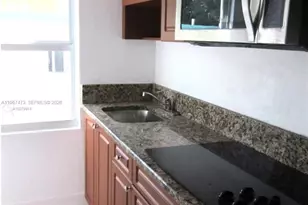 623 NE 61st St, Miami, FL 33137 - Photo 5