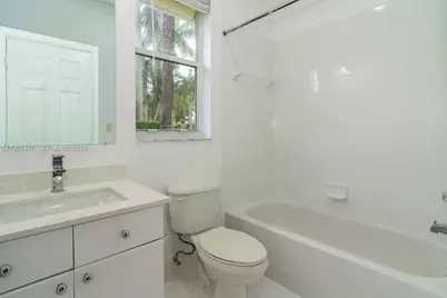 1833 Harbor View Cir #1833, Weston, FL 33327 - Photo 33