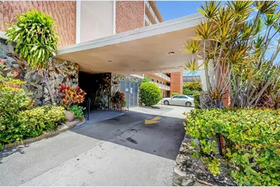 301 NE 14th Ave #702, Hallandale Beach, FL 33009 - Photo 23