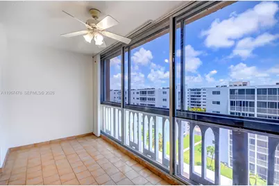 301 NE 14th Ave #702, Hallandale Beach, FL 33009 - Photo 1