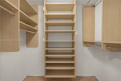 20500 W Country Club Dr #607, Aventura, FL 33180 - Photo 21