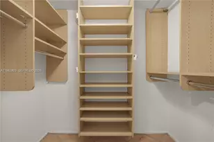 20500 W Country Club Dr, Aventura, FL 33180 - Photo 21