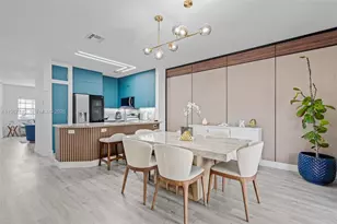 5725 NW 114th Path, Doral, FL 33178 - Photo 1