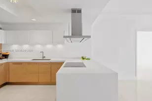 17301 Biscayne Blvd, North Miami Beach, FL 33160 - Photo 11