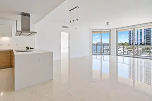 17301 Biscayne Blvd, North Miami Beach, FL 33160 - Photo 9