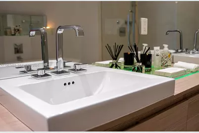 17301 Biscayne Blvd #305, North Miami Beach, FL 33160 - Photo 23