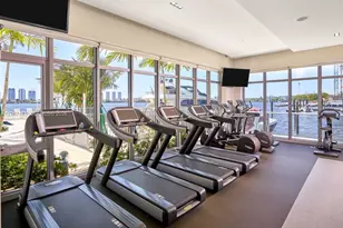 17301 Biscayne Blvd, North Miami Beach, FL 33160 - Photo 41