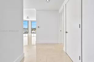 17301 Biscayne Blvd, North Miami Beach, FL 33160 - Photo 7