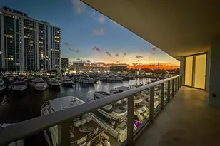 17301 Biscayne Blvd, North Miami Beach, FL 33160 - Photo 35