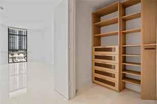 17301 Biscayne Blvd, North Miami Beach, FL 33160 - Photo 21