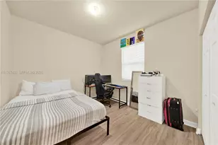 22746 SW 92nd Pl, Cutler Bay, FL 33190 - Photo 29