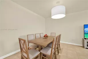 22746 SW 92nd Pl, Cutler Bay, FL 33190 - Photo 15