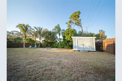 131 Rosewood Cir, Jupiter, FL 33458 - Photo 41