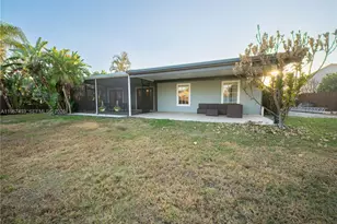 131 Rosewood Cir, Jupiter, FL 33458 - Photo 33