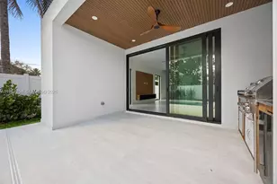 608 SW 16th Ct, Fort Lauderdale, FL 33315 - Photo 23