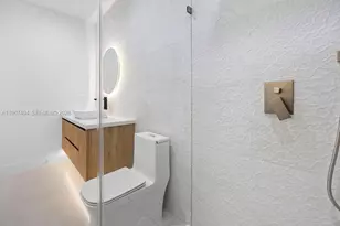 608 SW 16th Ct, Fort Lauderdale, FL 33315 - Photo 51