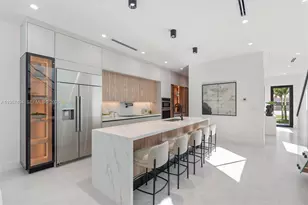 608 SW 16th Ct, Fort Lauderdale, FL 33315 - Photo 9