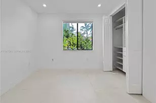 7733 SW 193rd St, Cutler Bay, FL 33157 - Photo 23