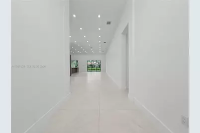 7733 SW 193rd St, Cutler Bay, FL 33157 - Photo 3