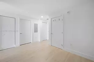 16385 Biscayne Blvd, North Miami Beach, FL 33160 - Photo 13