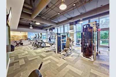 16385 Biscayne Blvd #3020, North Miami Beach, FL 33160 - Photo 27