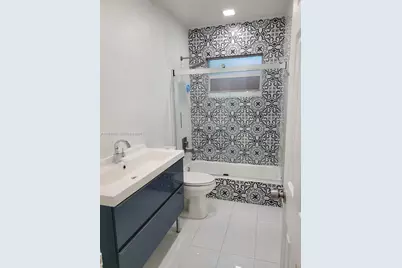 2040 NE 197th Ter, Miami, FL 33179 - Photo 17