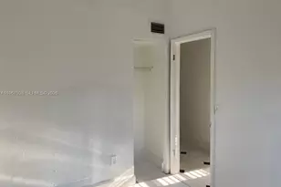 2040 NE 197th Terrace, Miami, FL 33179 - Photo 27