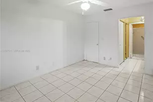 9311 Wedgewood Dr, Tamarac, FL 33321 - Photo 19