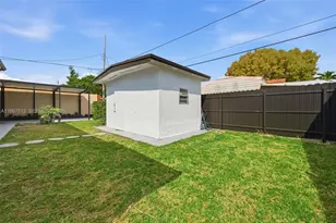 3021 SW 12th St, Miami, FL 33135 - Photo 23